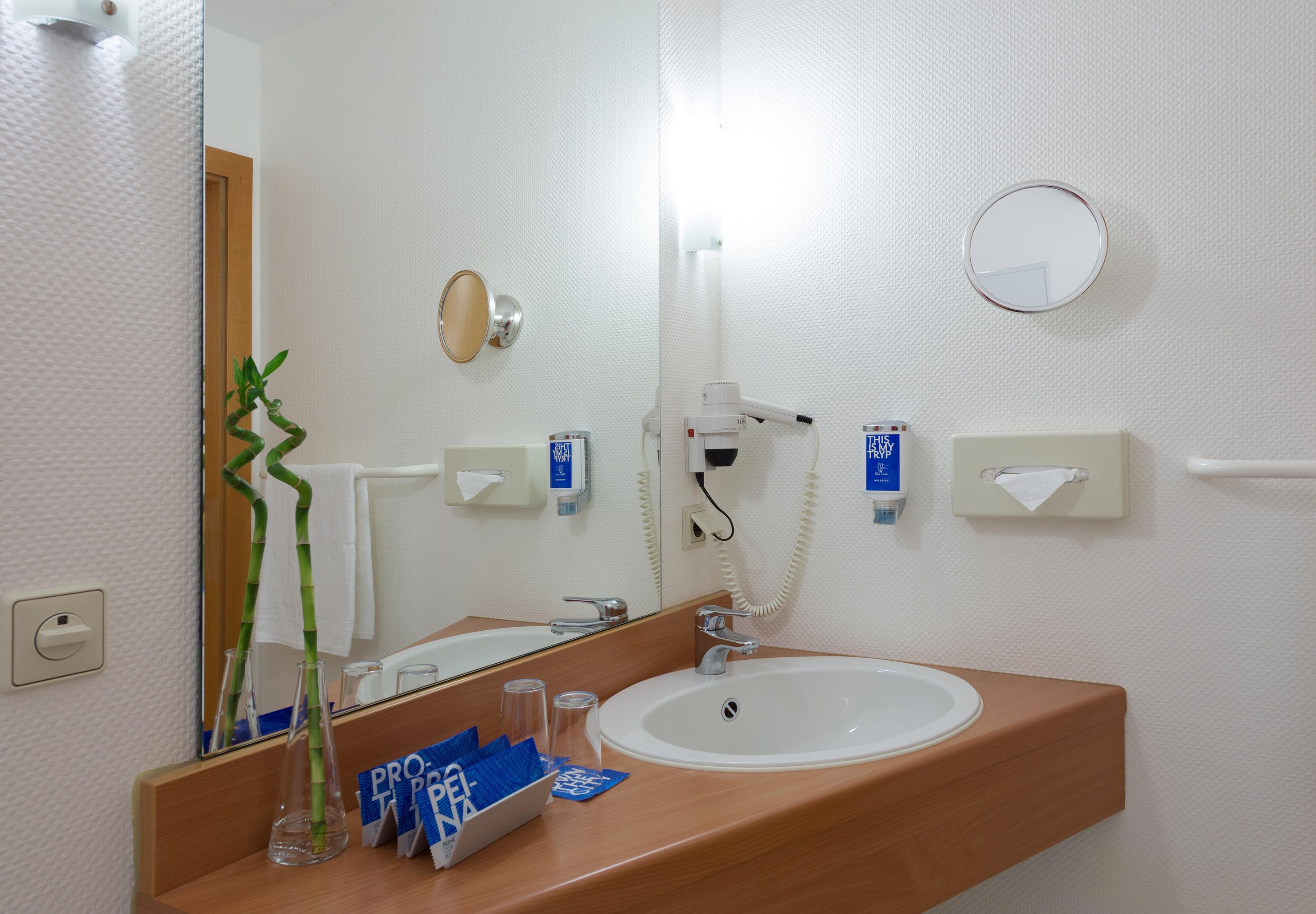 Courtyard By Marriott Dortmund Ξενοδοχείο Εξωτερικό φωτογραφία
