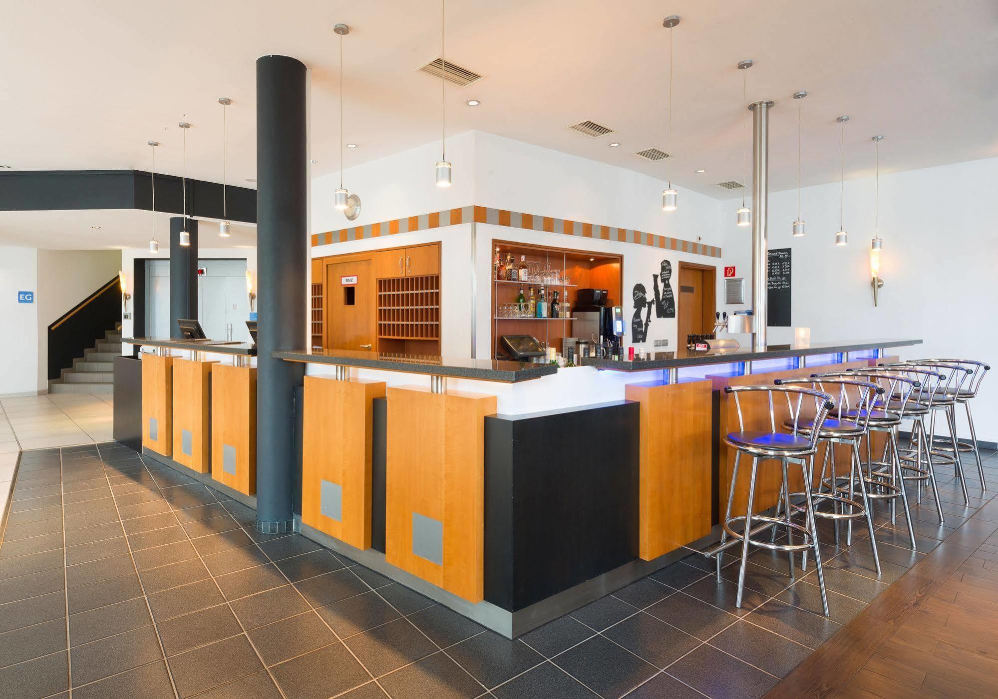 Courtyard By Marriott Dortmund Ξενοδοχείο Εξωτερικό φωτογραφία